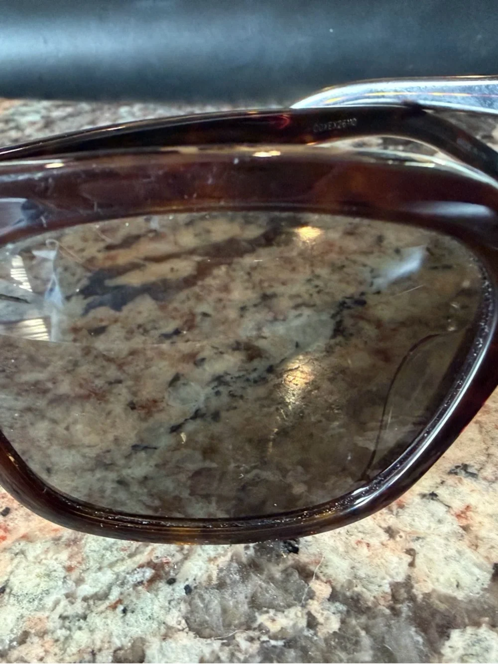 YSL Sunglasses - Picture 9 of 10